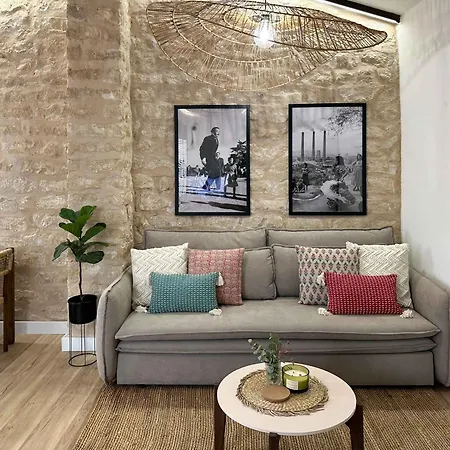 Apartment La Buhardilla Del Mercado Ubicacion E Historia *